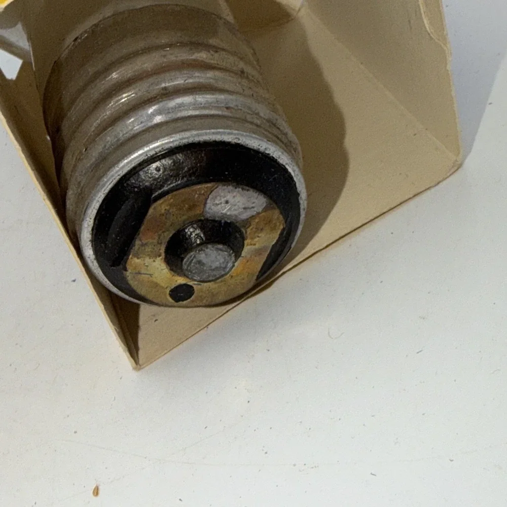 GE Soft White 3-Way Bulb Mogul Base 100-200-300W New Old Stock